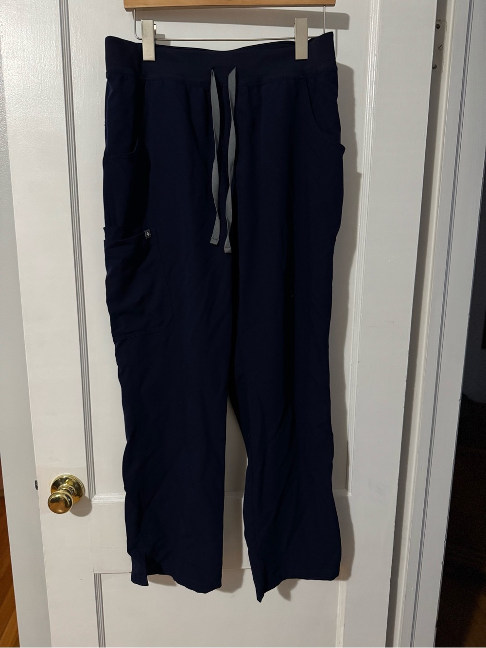 Figs Women’s Size L Straight Leg Blue Polyester Kade Cargo Scrub Pant